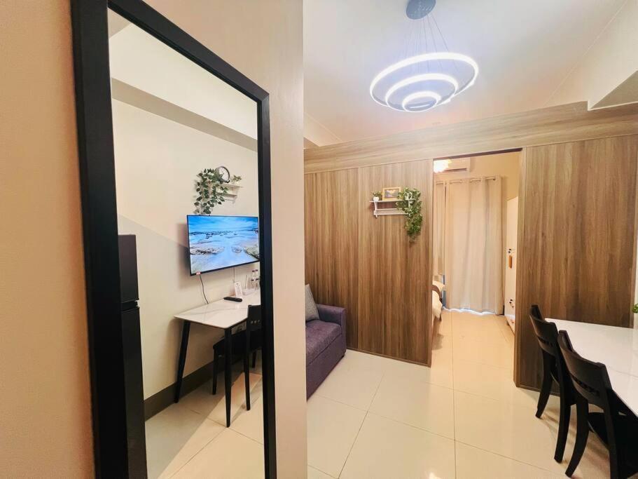 1br Unit Condotel W Balcony Fame Residences -fm26 Apartment