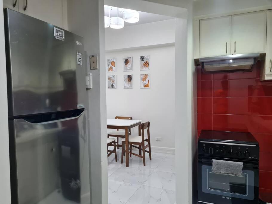 Apartment Big 2br Near Burgos Circle, Highstreet, St Lukes - B Parklane T1