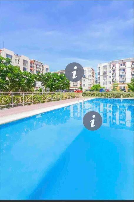 Budget 2 Bedroom With Free Parking Near Naia