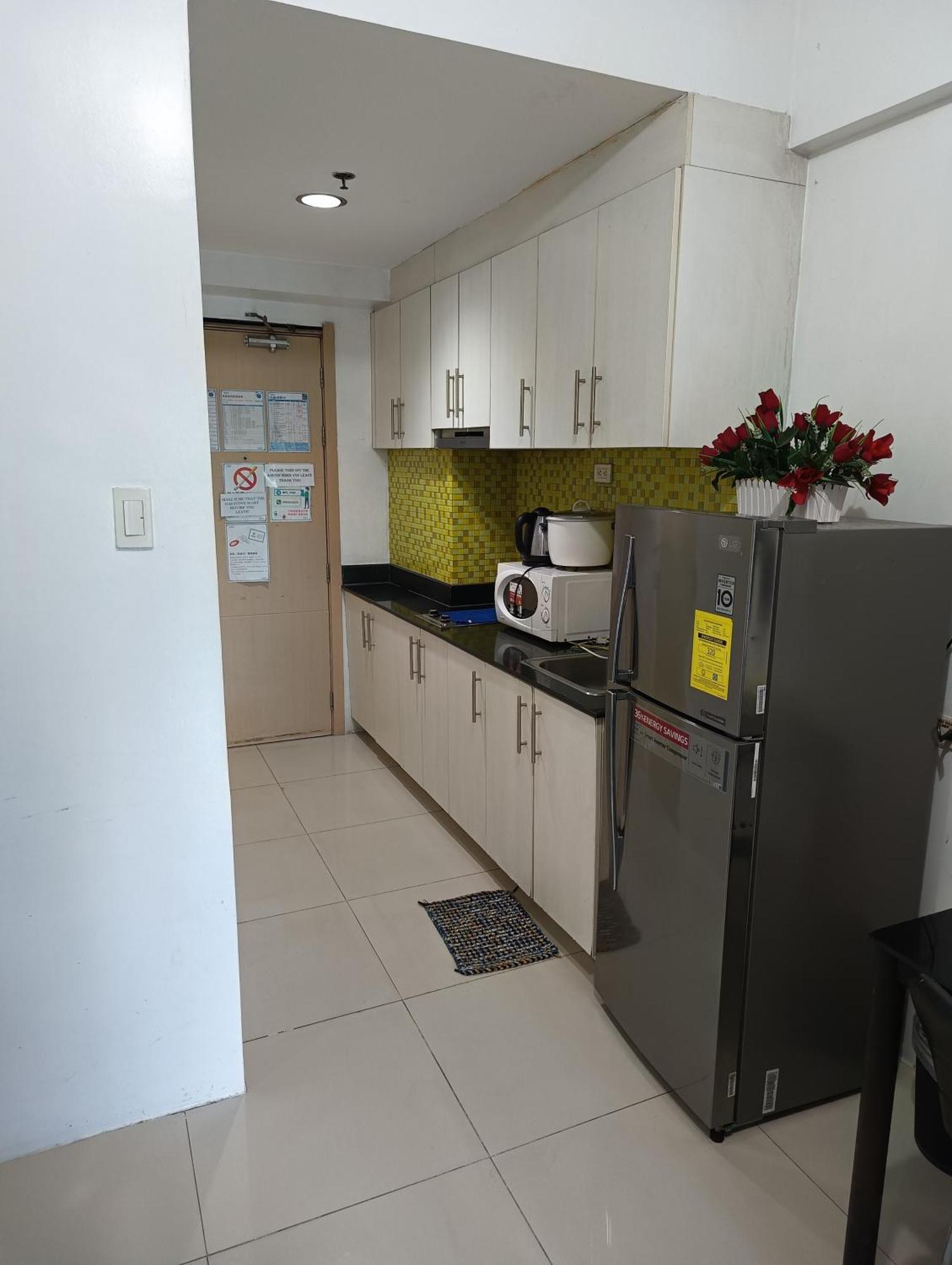 Sea Residences Moa -pauljade Place Aparthotel Manila