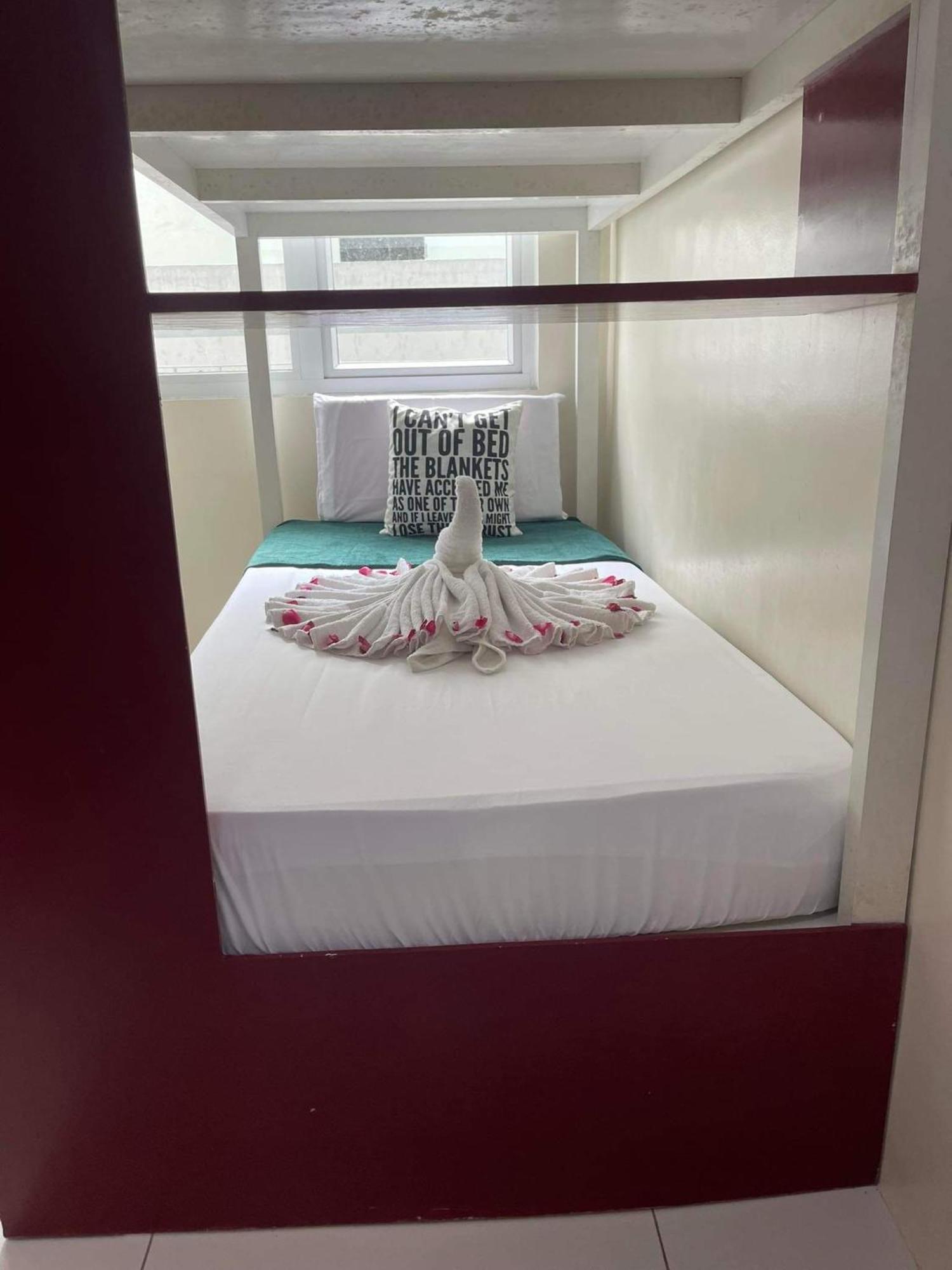 Apartment Residences Staycation By Pbyy Manila