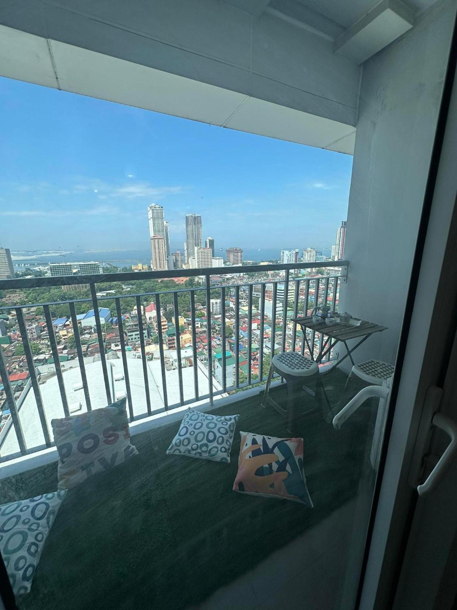 Residences Staycation By Pbyy