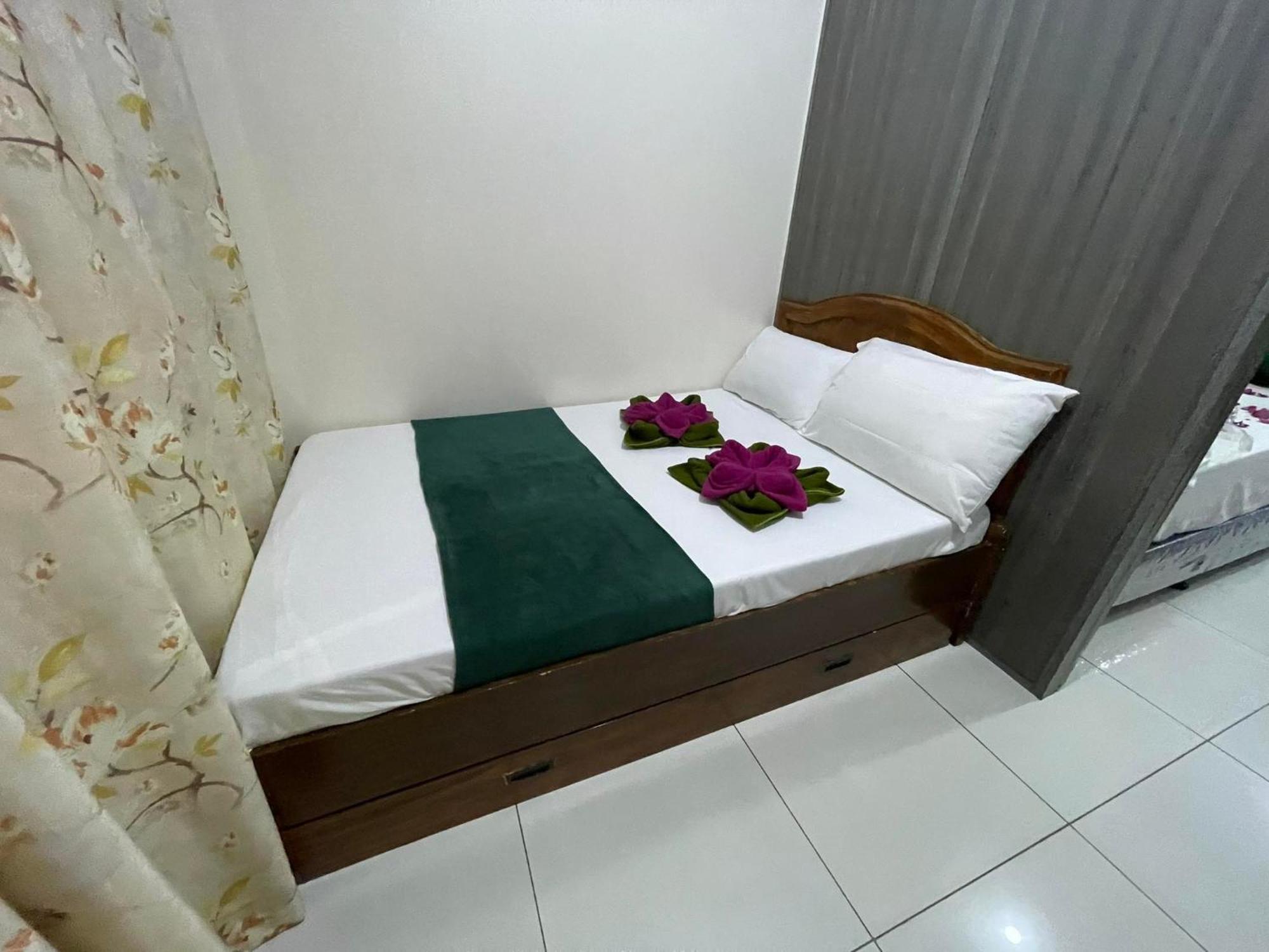 Residences Staycation By Pbyy * Manila