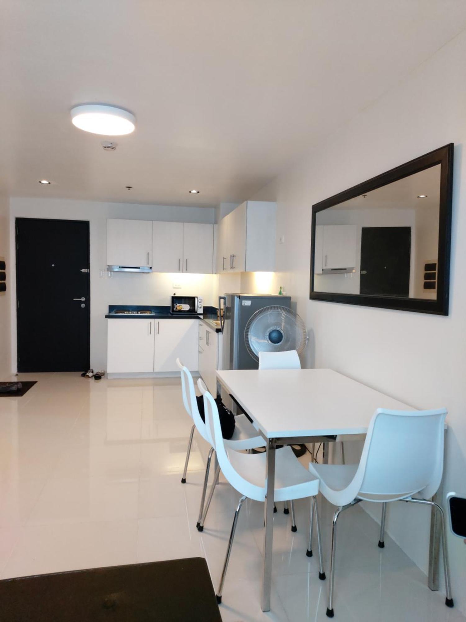 Luxe In Princeton Residences * Manila