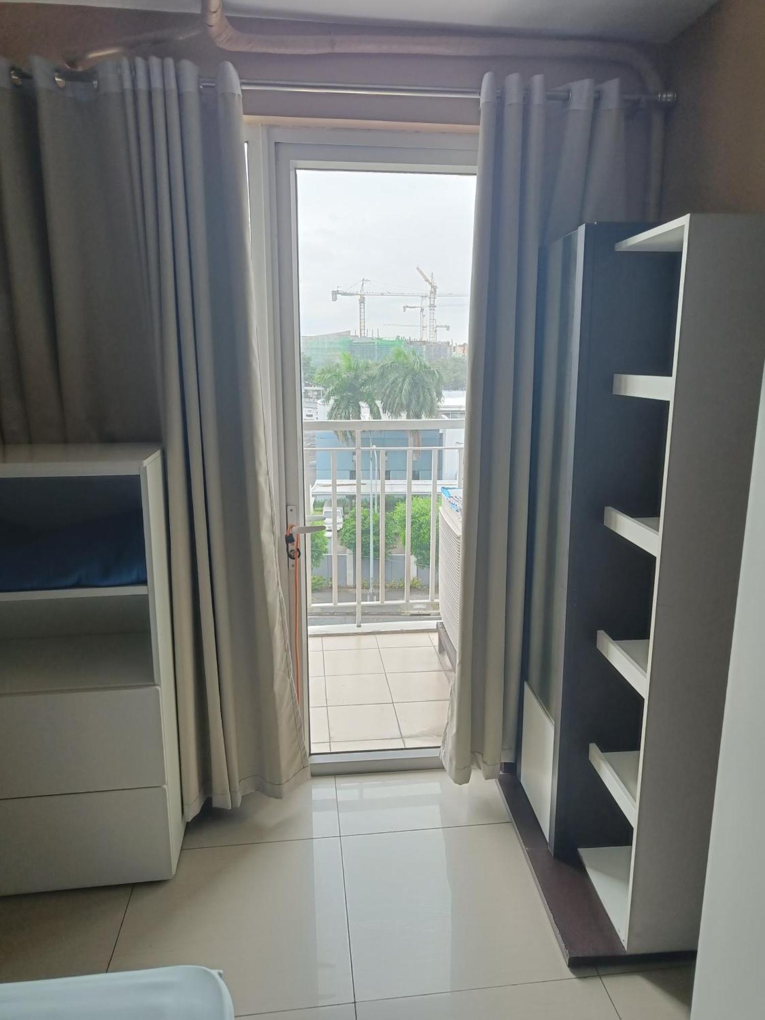 Shell Residences *