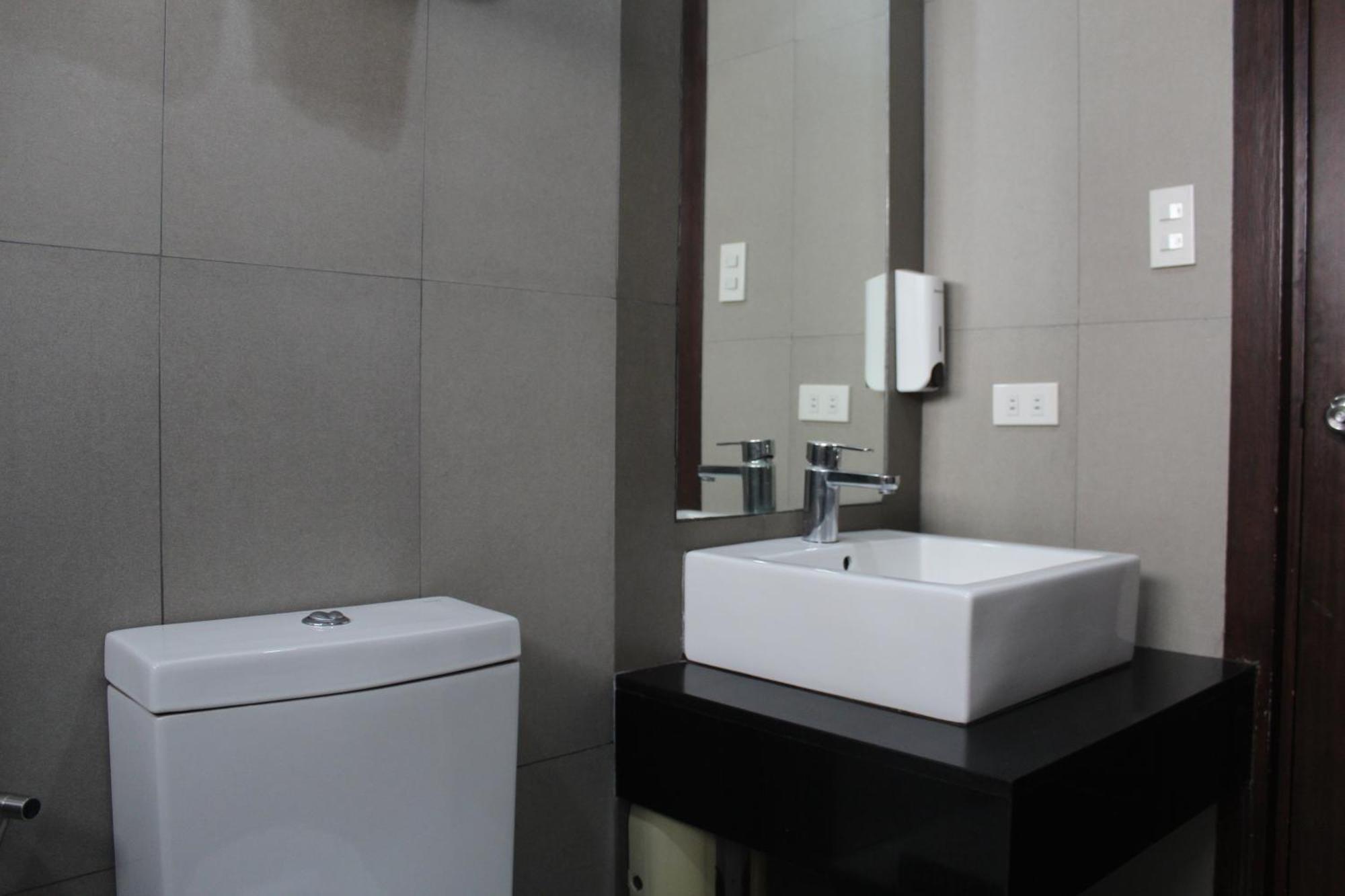 Vieve 2* Manila