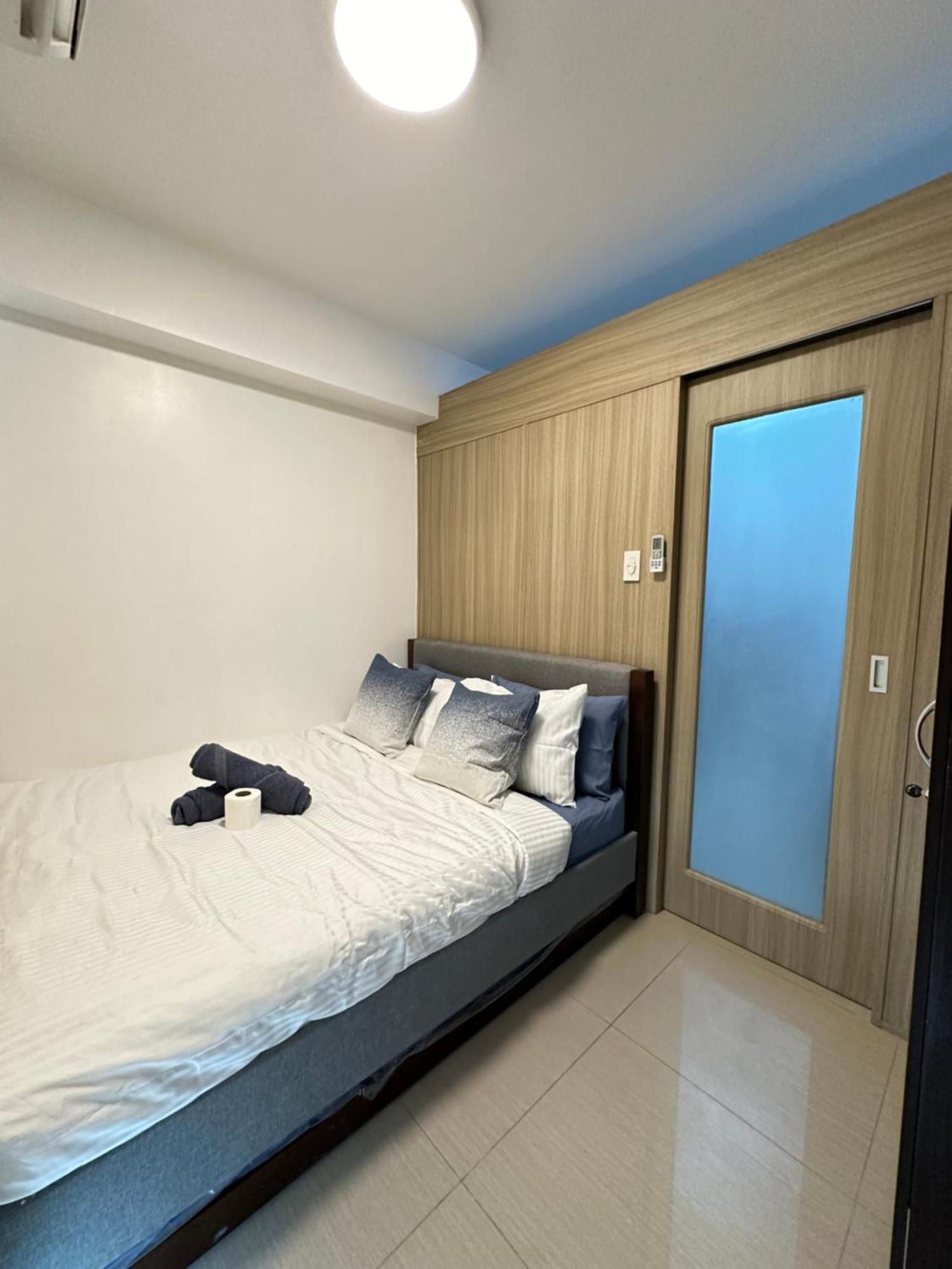 Angel 1 Bedroom In Shore Pasay Apartment *