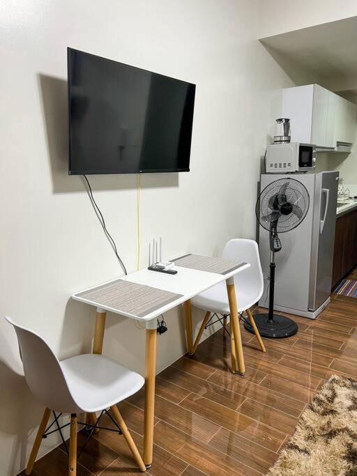 The Modern Flats At Air Residences With Wifi&city View Apartment Manila