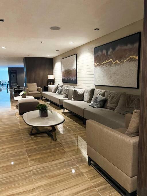 The Modern Flats At Air Residences With Wifi&city View *