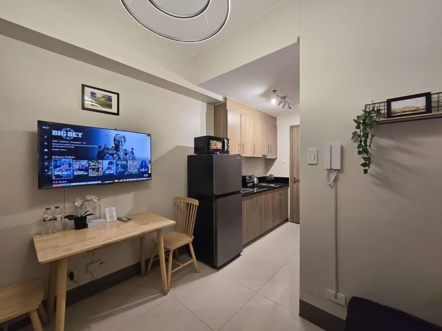 1br Unit Condotel W Balcony Fame Residences -fm38 Manila
