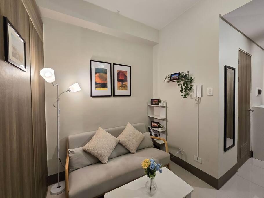 1br Unit Condotel W Balcony Fame Residences -fm34 *