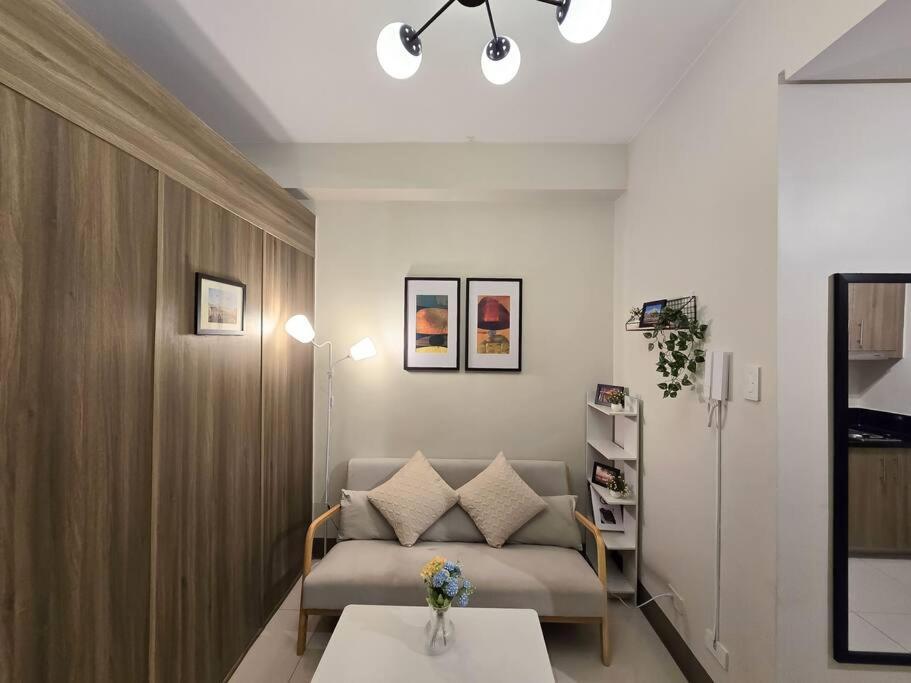Apartment 1br Unit Condotel W Balcony Fame Residences -fm34 *
