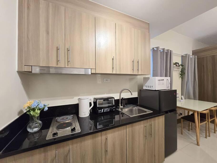 1br Unit Condotel W Balcony Fame Residences -fm34 *