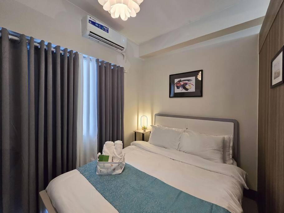 Apartment 1br Unit Condotel W Balcony Fame Residences -fm34