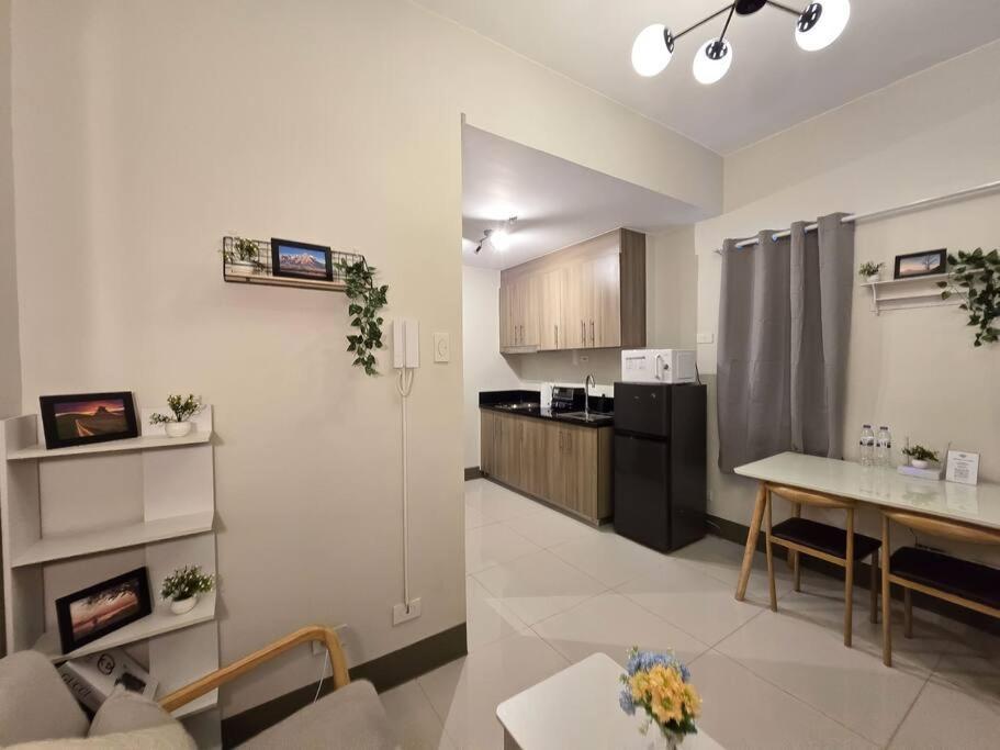 1br Unit Condotel W Balcony Fame Residences -fm34 Manila