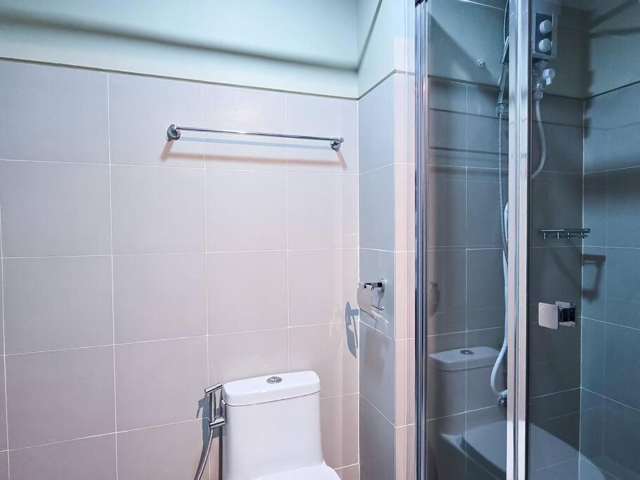 1br Unit Condotel W Balcony Fame Residences -fm32 Apartment *