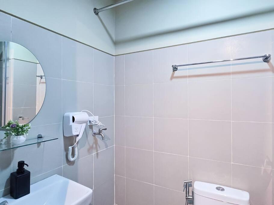 1br Unit Condotel W Balcony Fame Residences -fm32 Apartment