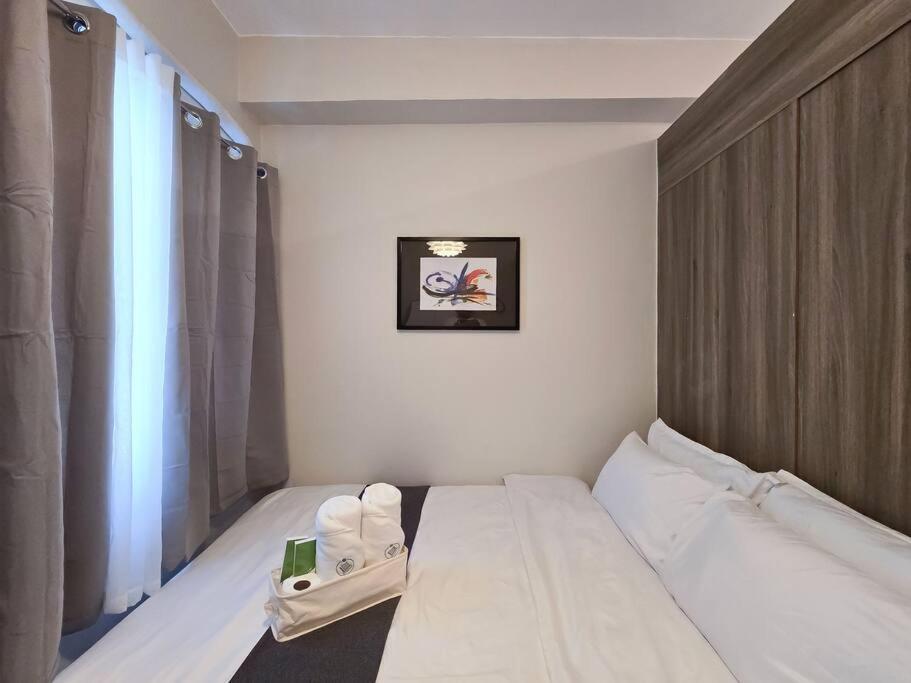 1br Unit Condotel W Balcony Fame Residences -fm32