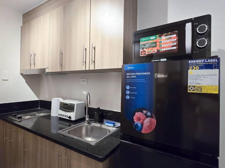 1br Unit Condotel W Balcony Fame Residences -fm32 Apartment Manila