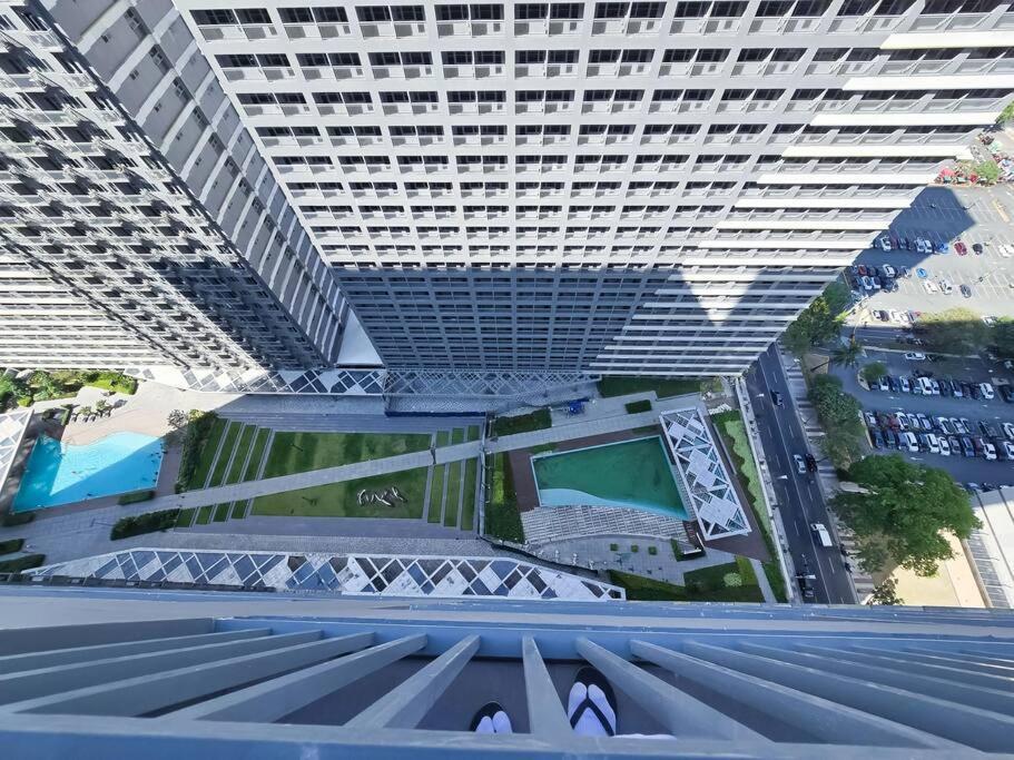 1br Unit Condotel W Balcony Fame Residences -fm32 *