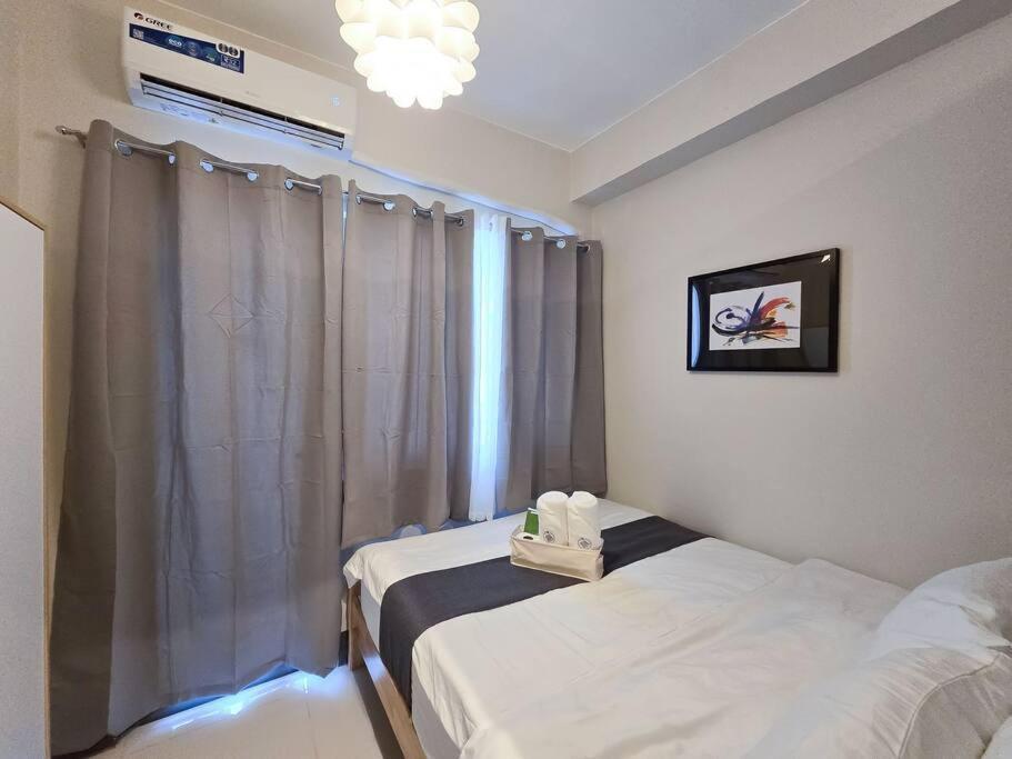 Apartment 1br Unit Condotel W Balcony Fame Residences -fm32 *