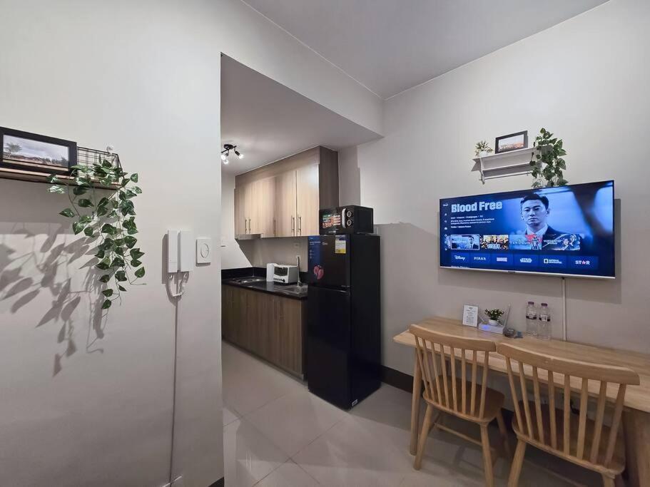 Apartment 1br Unit Condotel W Balcony Fame Residences -fm32