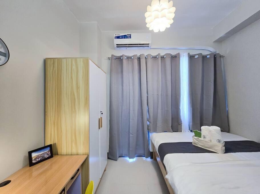 1br Unit Condotel W Balcony Fame Residences -fm31 Apartment *