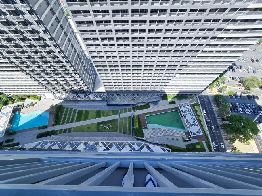 1br Unit Condotel W Balcony Fame Residences -fm31 Apartment *