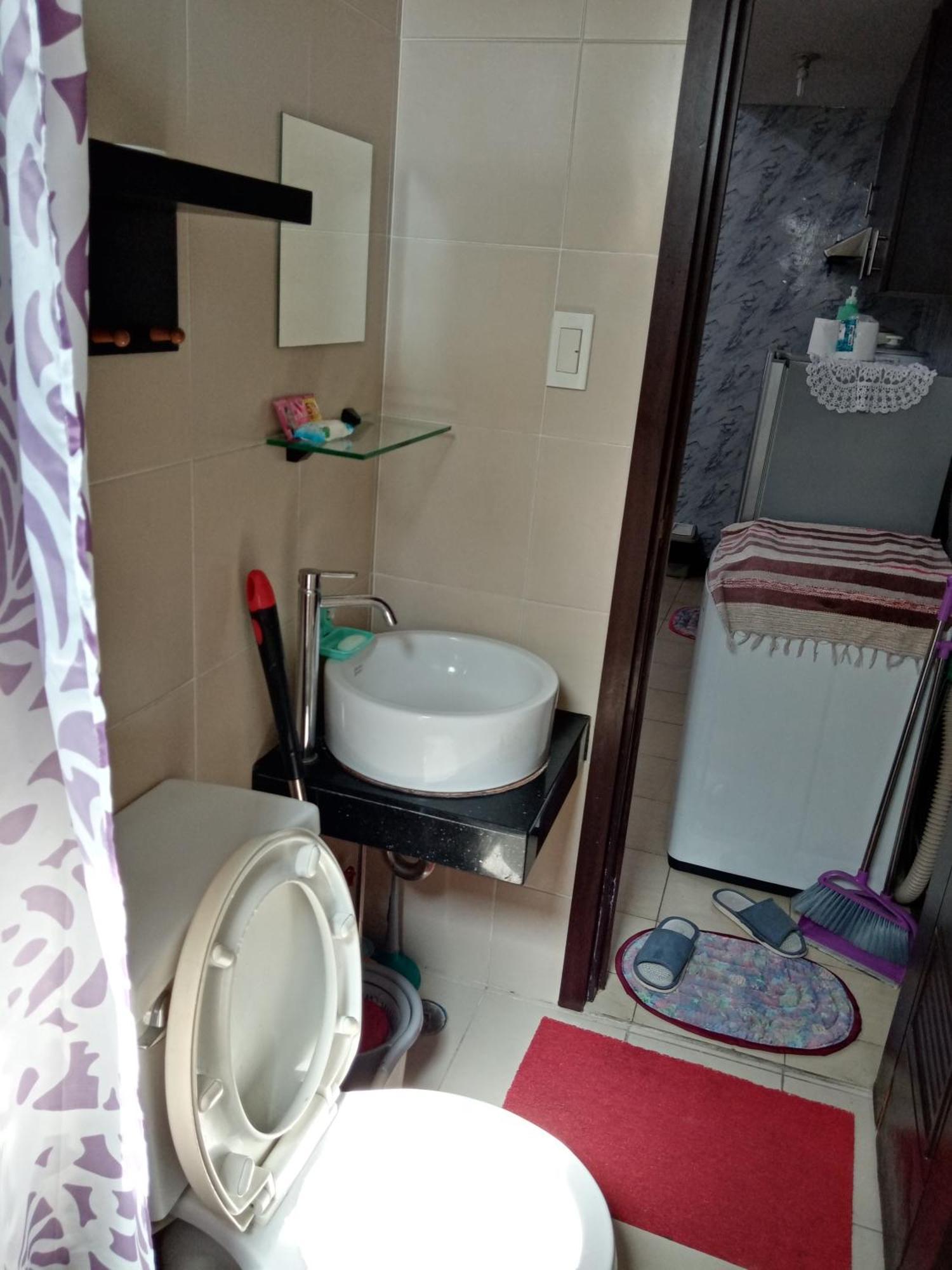 1 Br. -edsa Makati Apartment *
