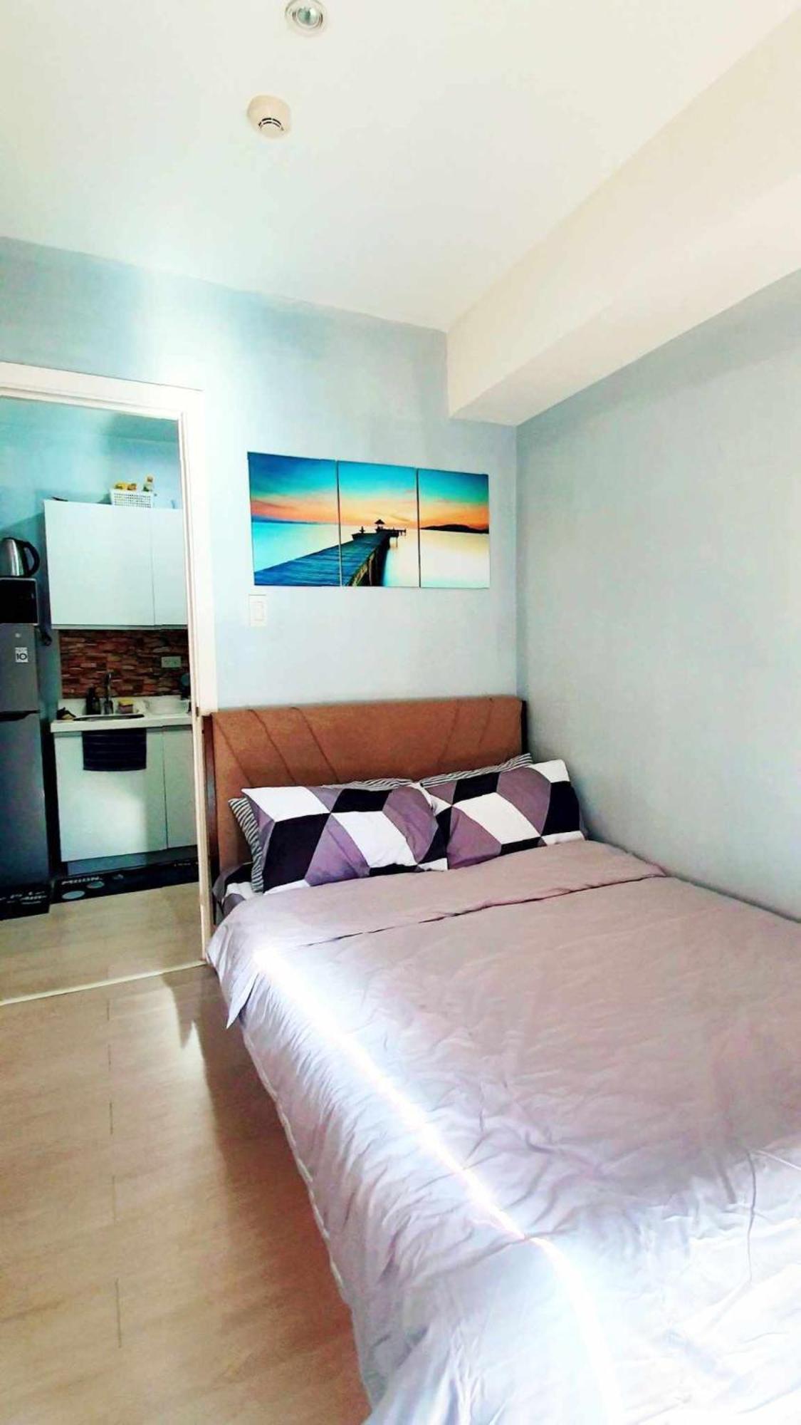 Beach Front Living In The Heart Of The City, Azure Residences Apartment