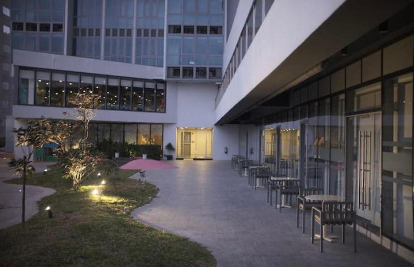 Luxurious 2 Bedroom Family Maid Rm In Eastwood *