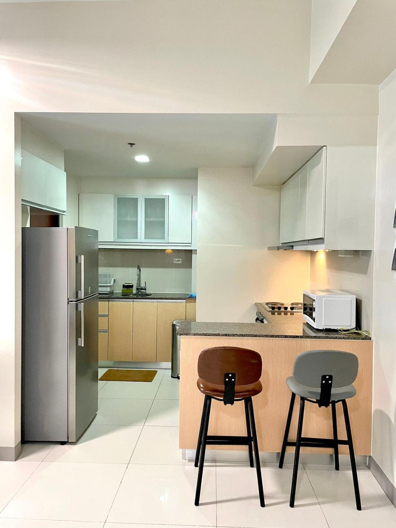 Apartment Spacious 2-br Unit In One Uptown Residences
