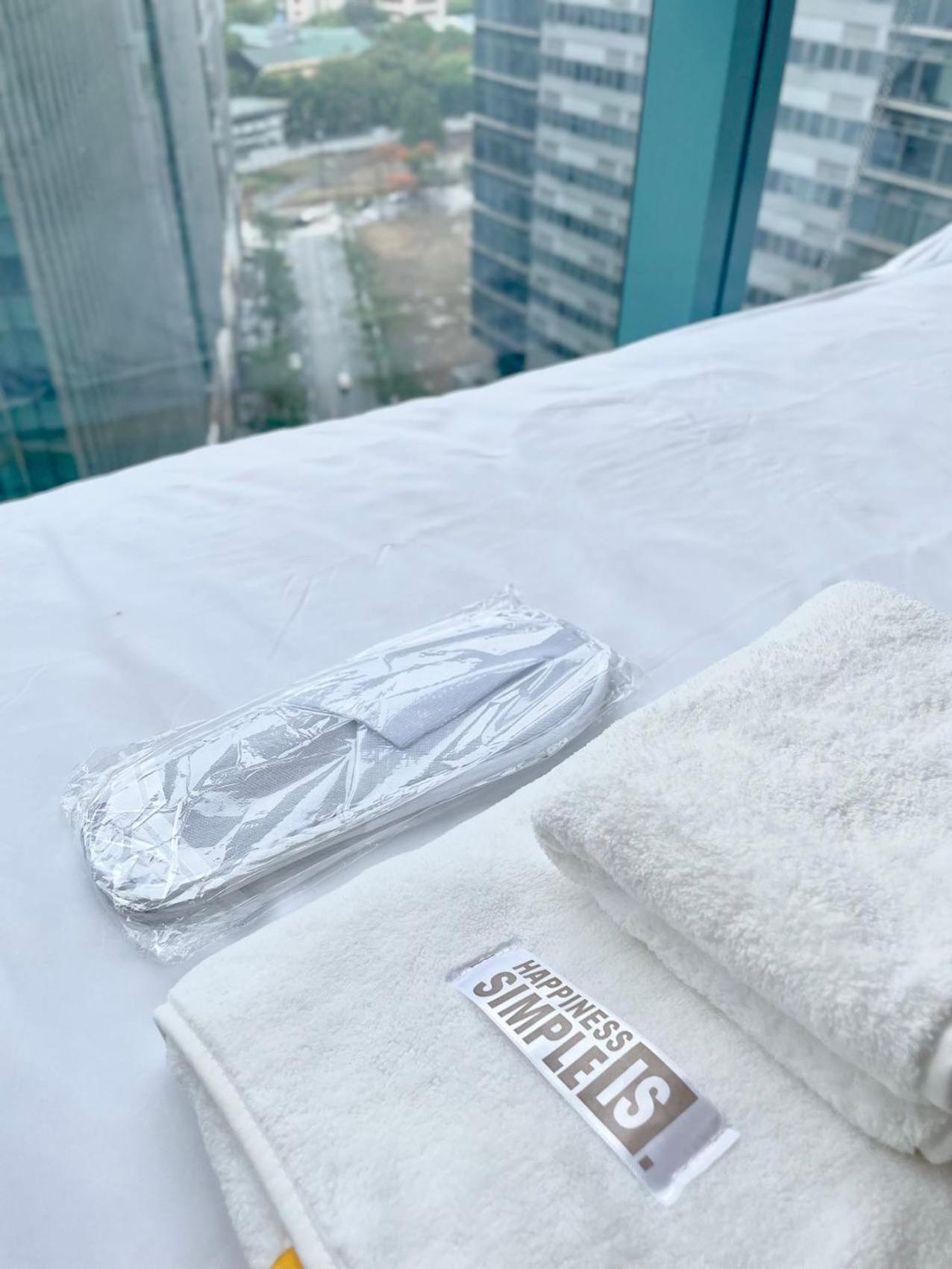 Spacious 2-br Unit In One Uptown Residences Apartment *