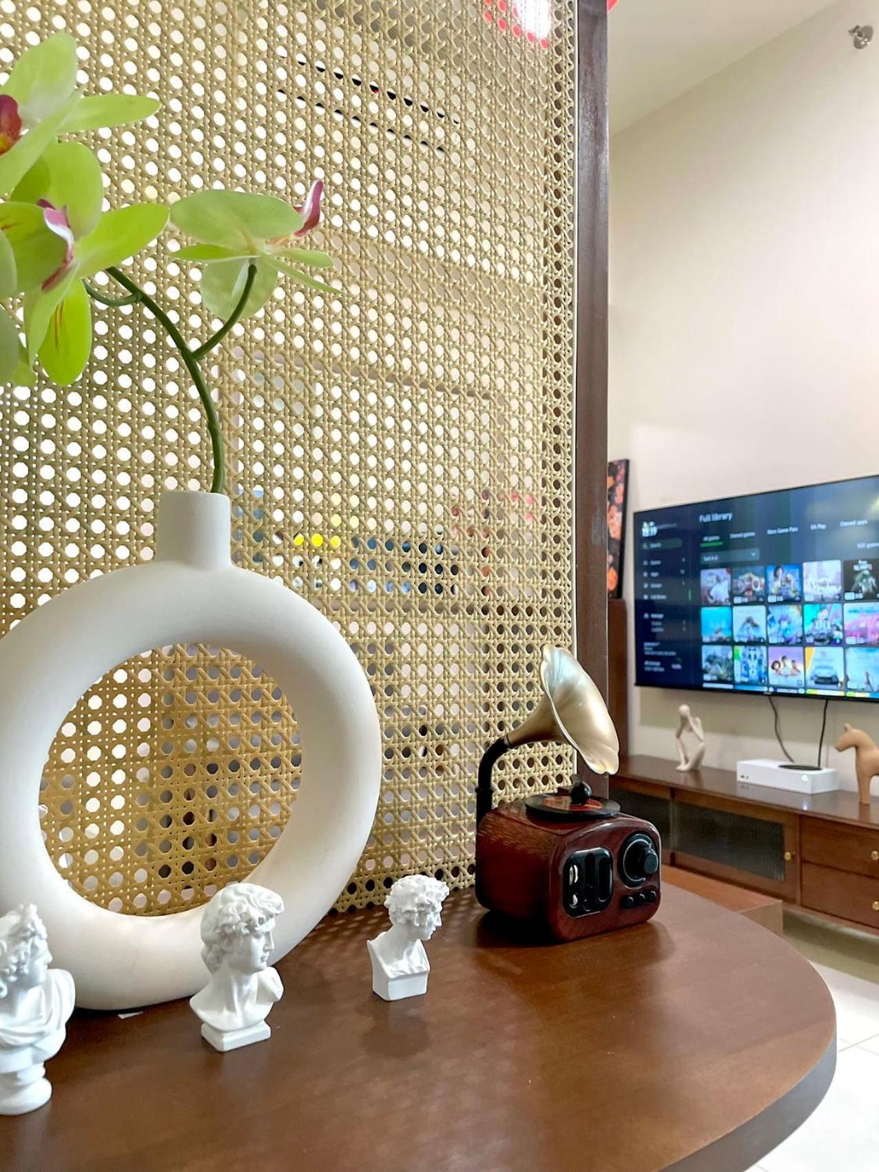 Apartment Spacious 2-br Unit In One Uptown Residences Manila
