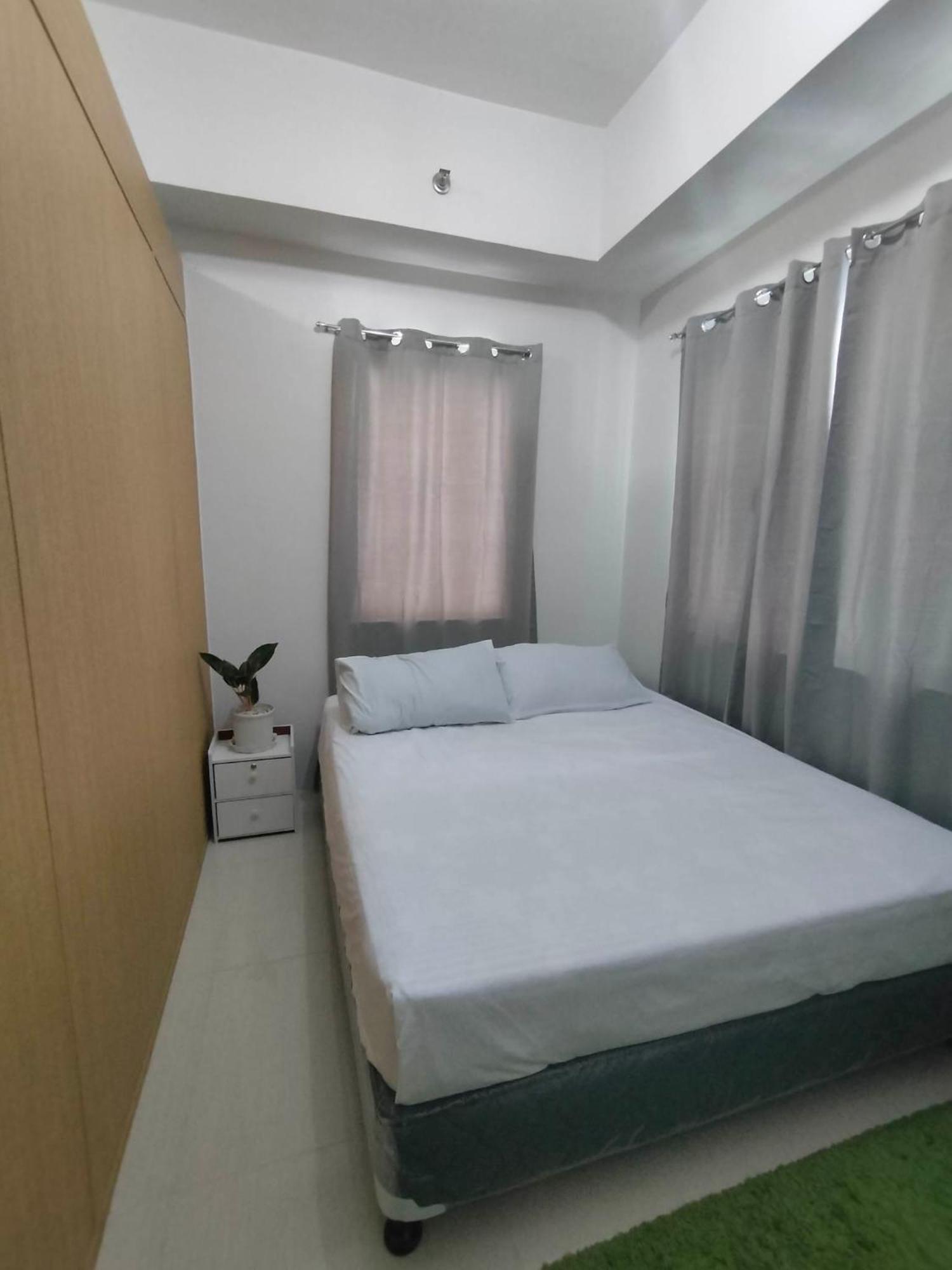 Grass Residences Sm North Qc *