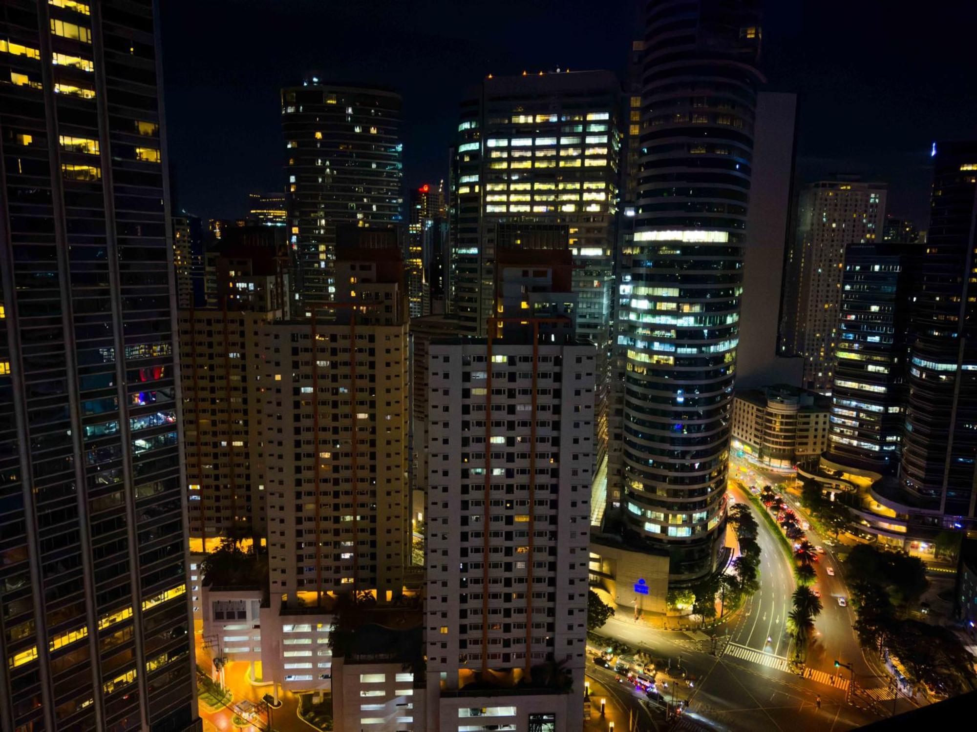 1br Makati, Air Residences M002 Manila