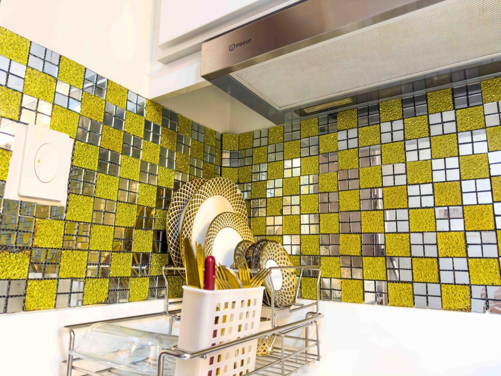 Apartment 1br Makati, Air Residences M002