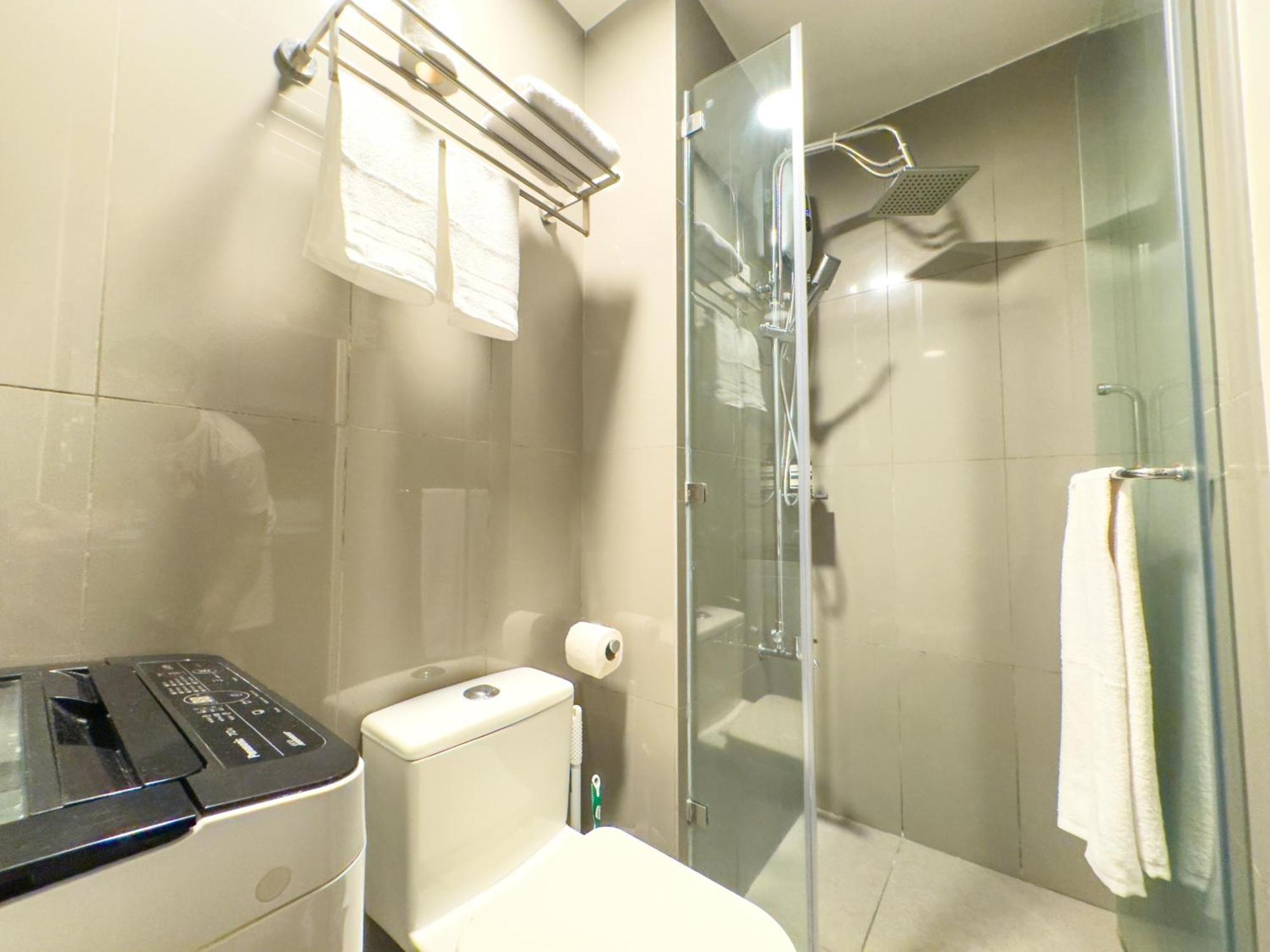 1br Makati, Air Residences M002 Manila
