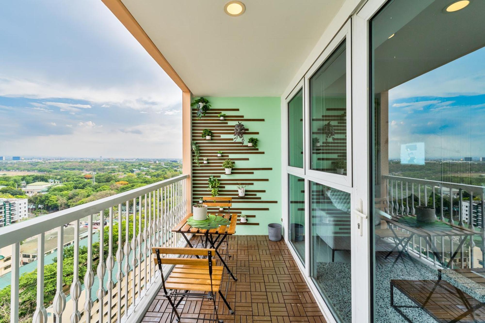 Tropicalia Family Apartment Manila