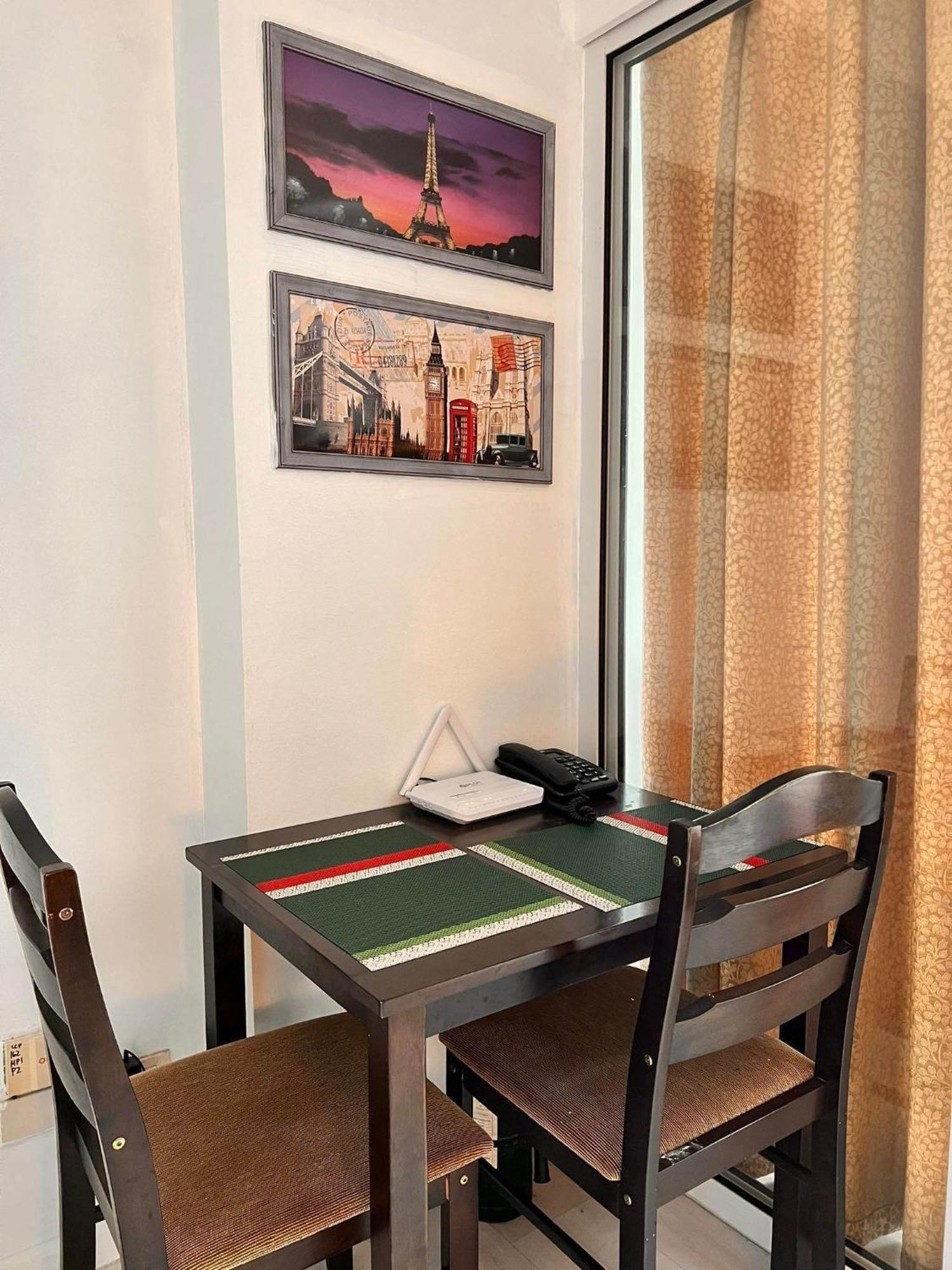 Residences In Azure Condominium Paranaque City Metro Aparthotel *