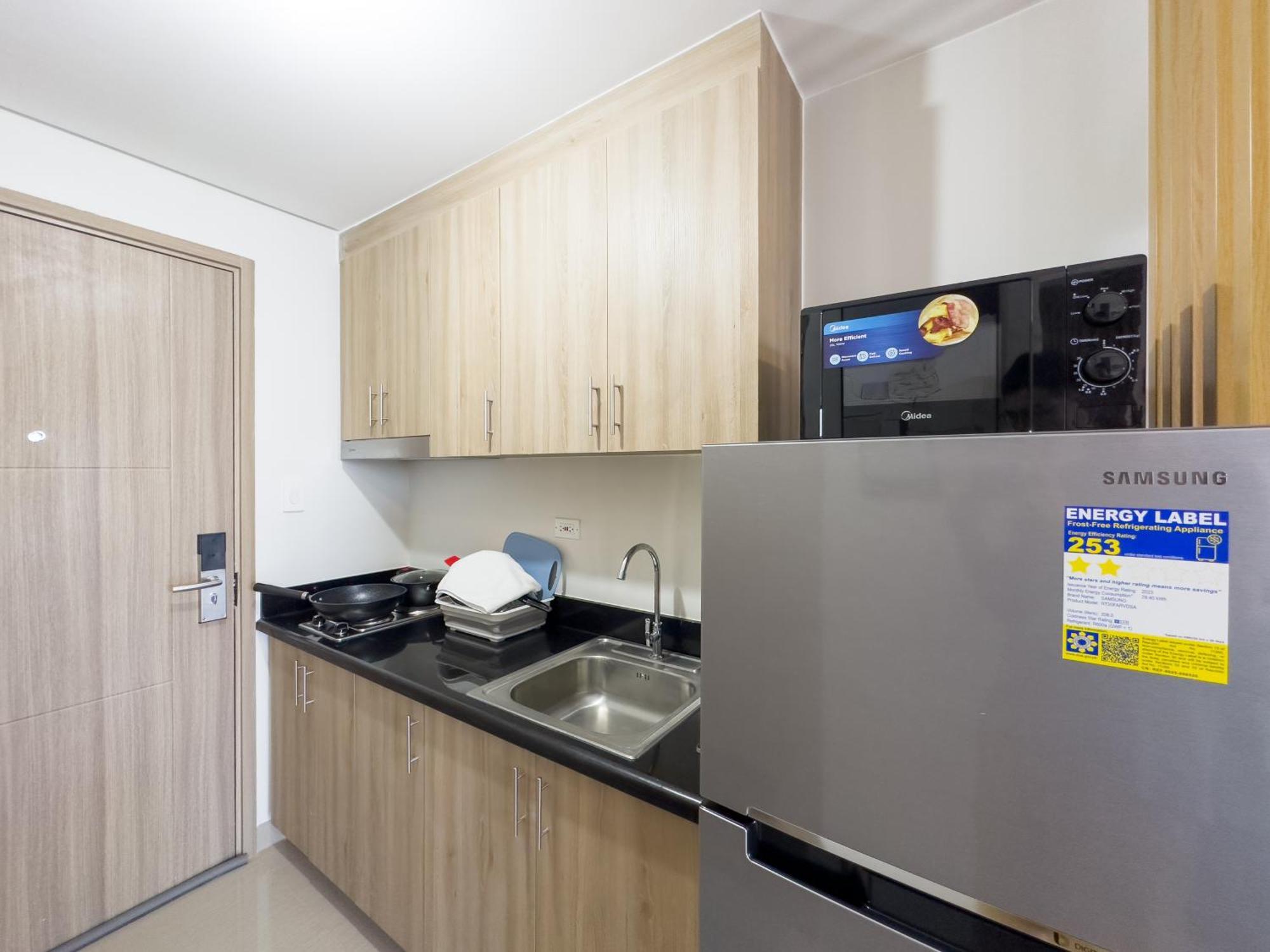 Gemstonebr In Smdc Shore 2 Residences Apartment *
