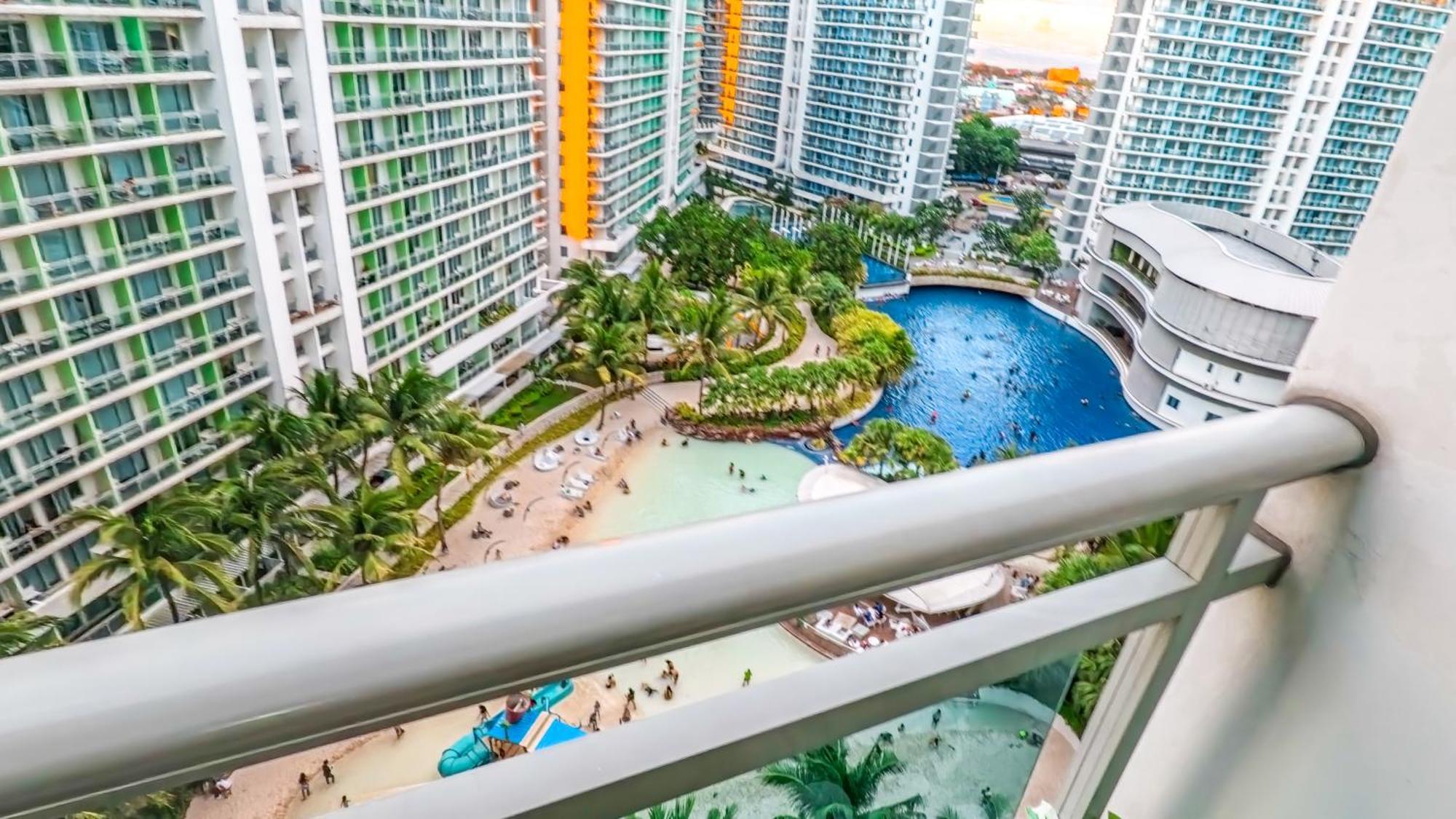 Stunning 1-bed In Paranaque Apartment
