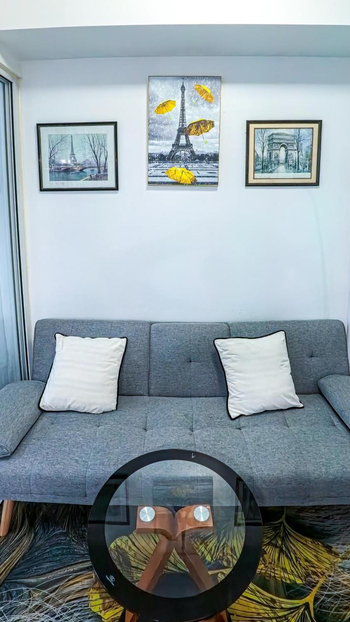 Stunning 1-bed In Paranaque Apartment *