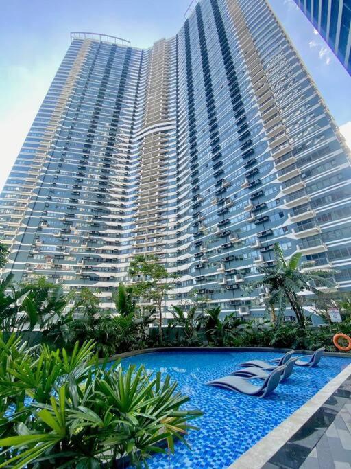 Apartment Air Residences Staycation By Chic Abode Brand New 400mbps Wi-fi