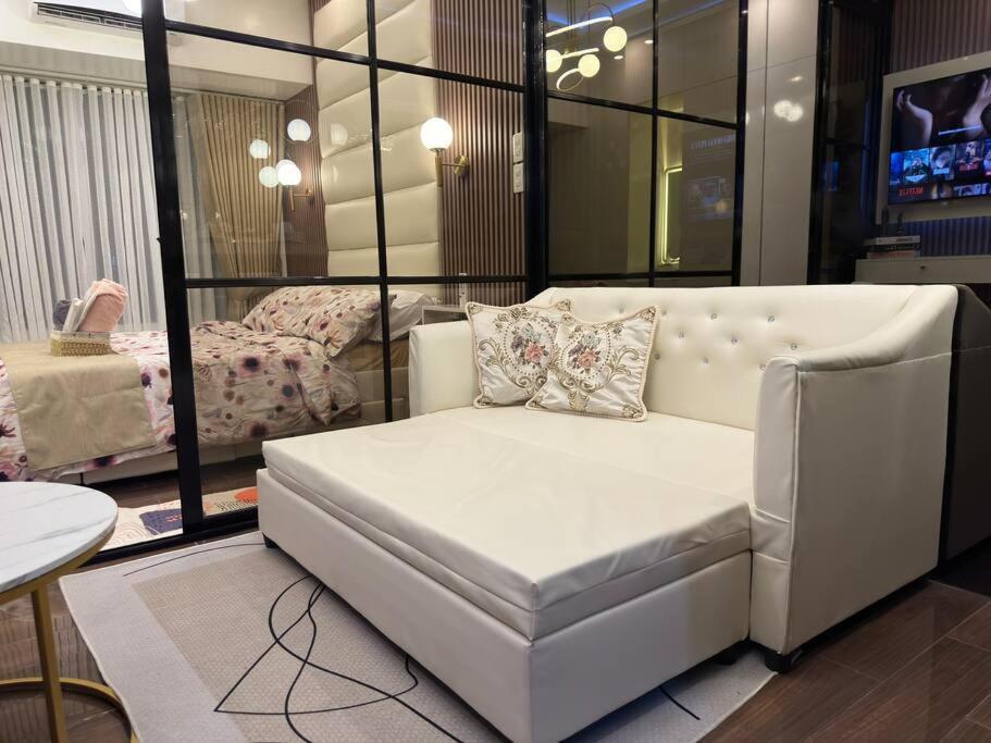 Apartment Air Residences Staycation By Chic Abode Brand New 400mbps Wi-fi *