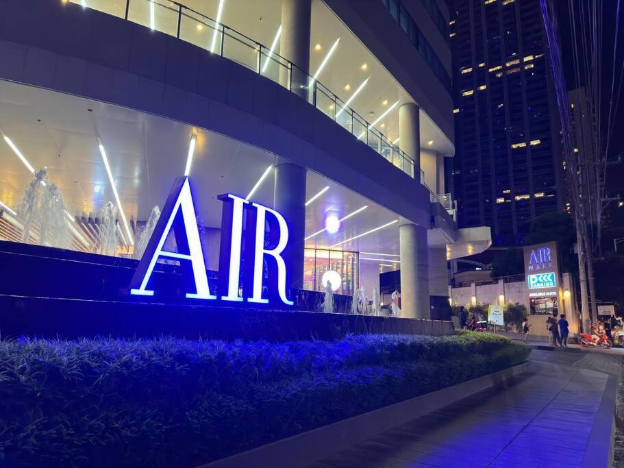 Air Residences Staycation By Chic Abode Brand New 400mbps Wi-fi Manila