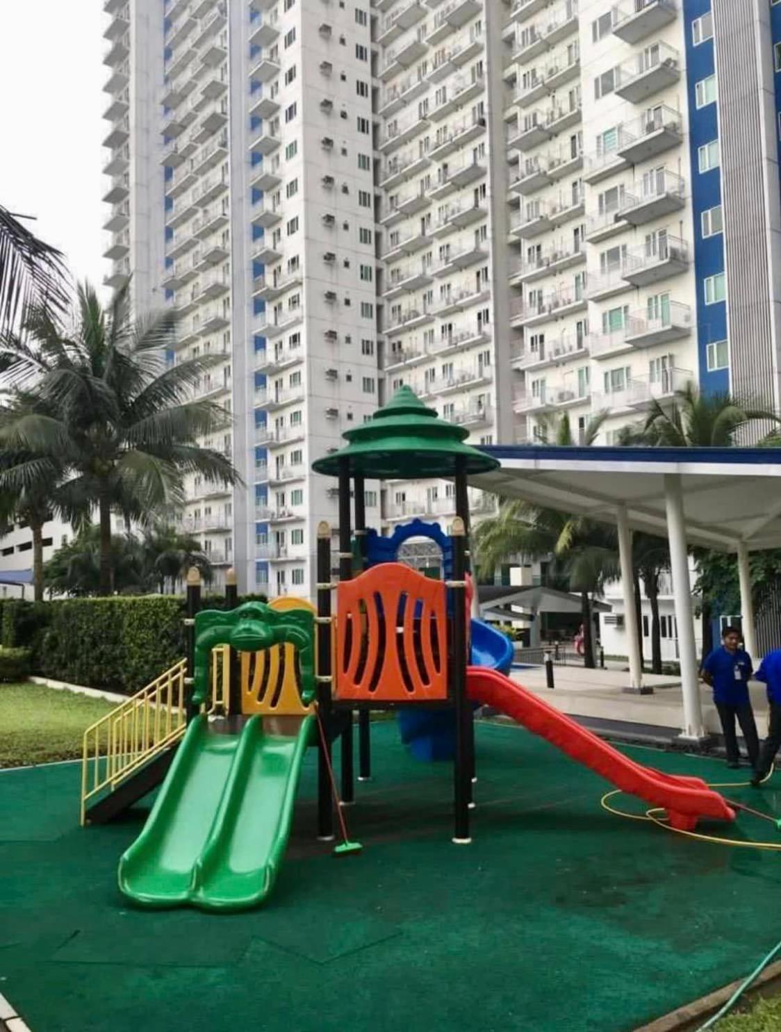 Apartment Grass Residences Sm North Qc