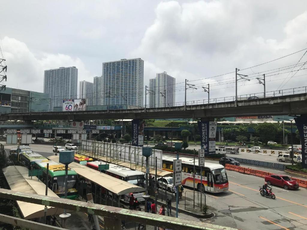 Grass Residences Sm North Qc Apartment *
