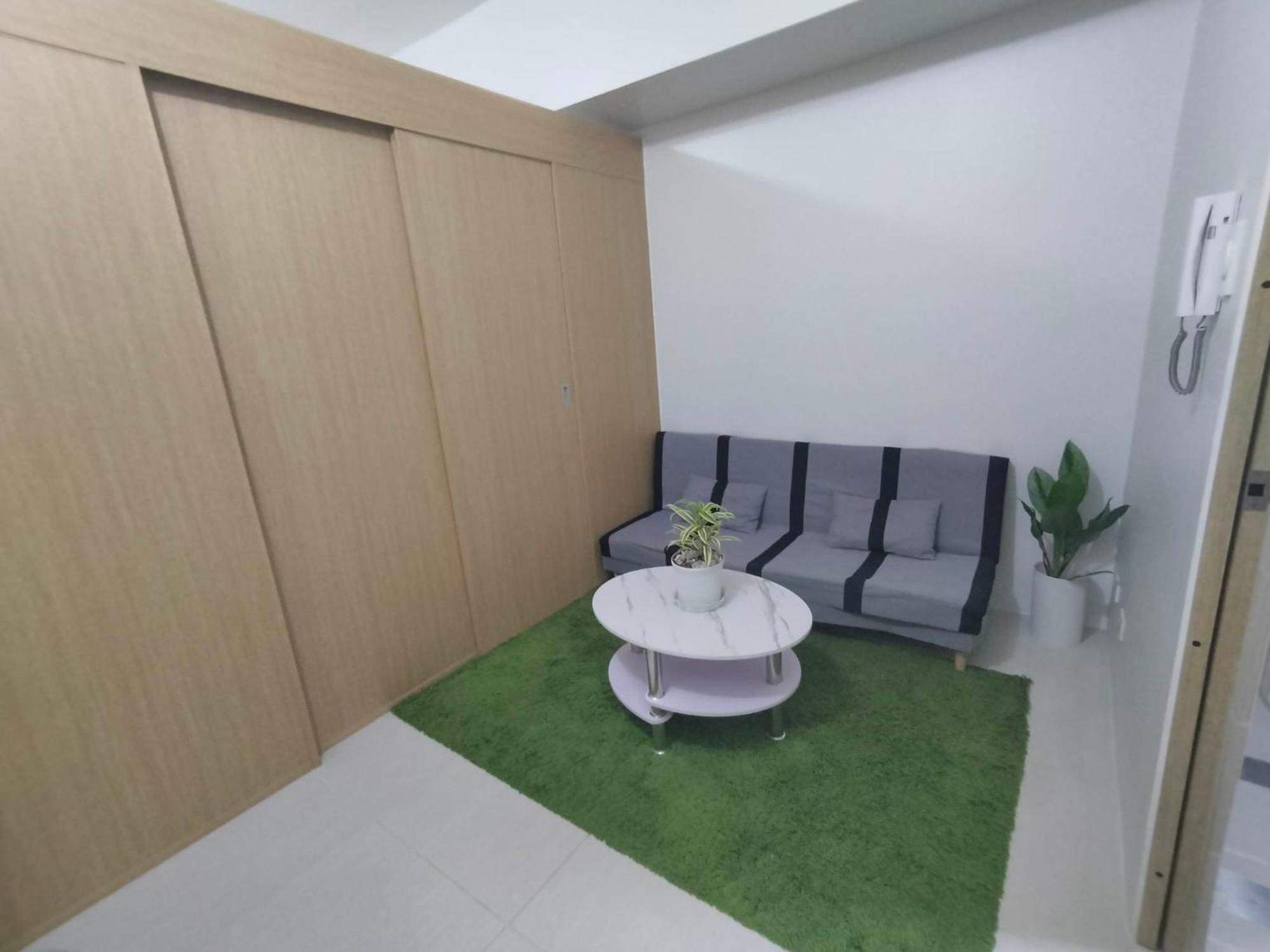 Grass Residences Sm North Qc Apartment