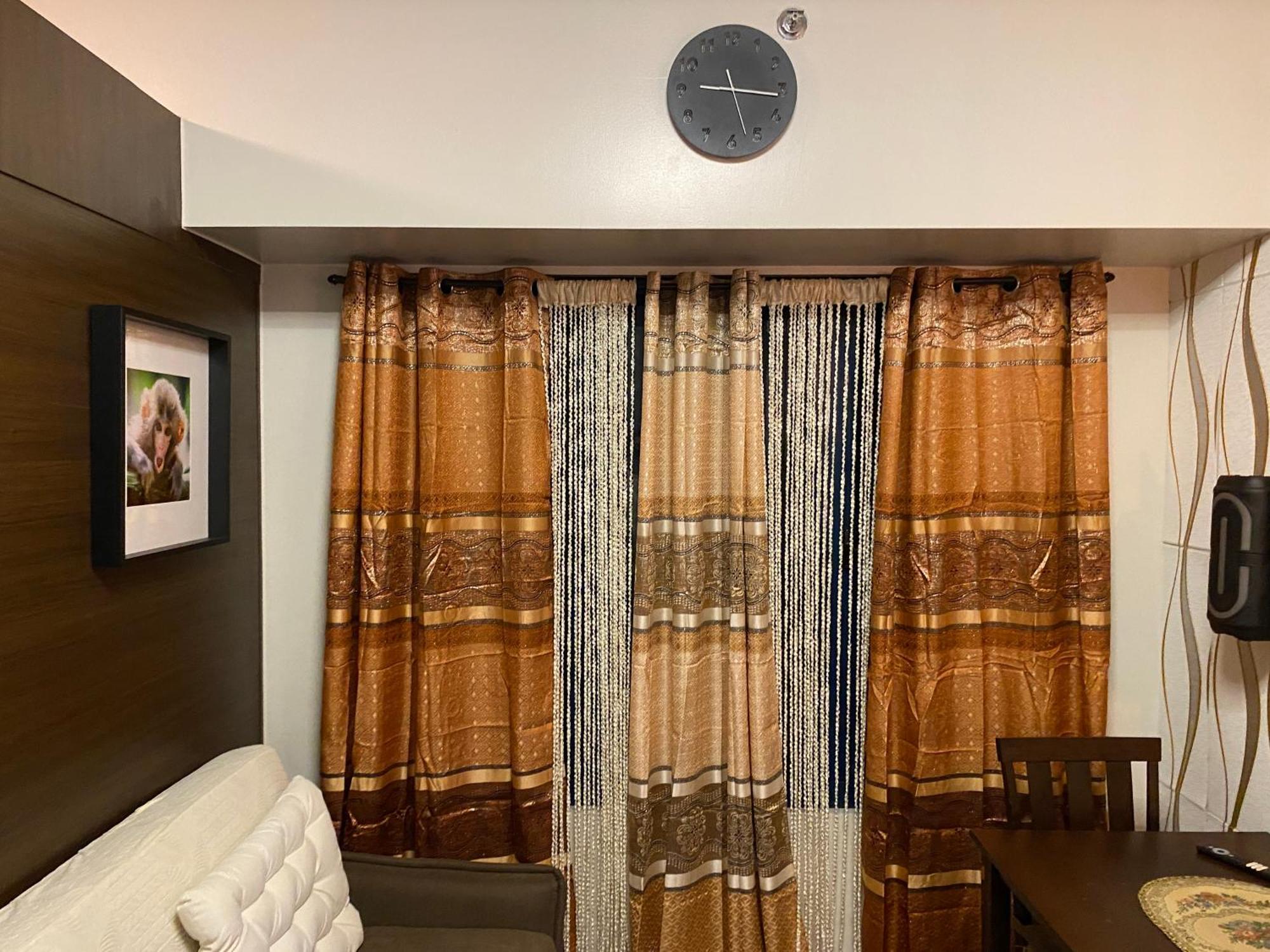 Apartment Sleek Sophistication 2 Bedroom Urban Oasis Makati 300 Mbps Superfast *